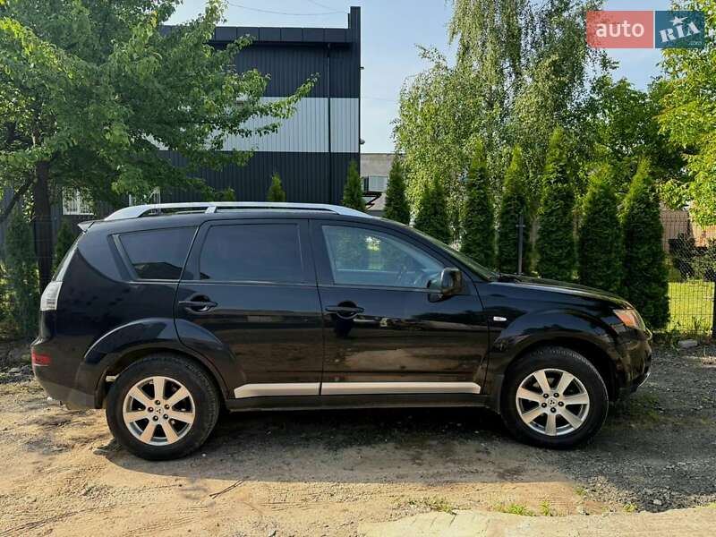 Внедорожник / Кроссовер Mitsubishi Outlander 2008 в Луцке