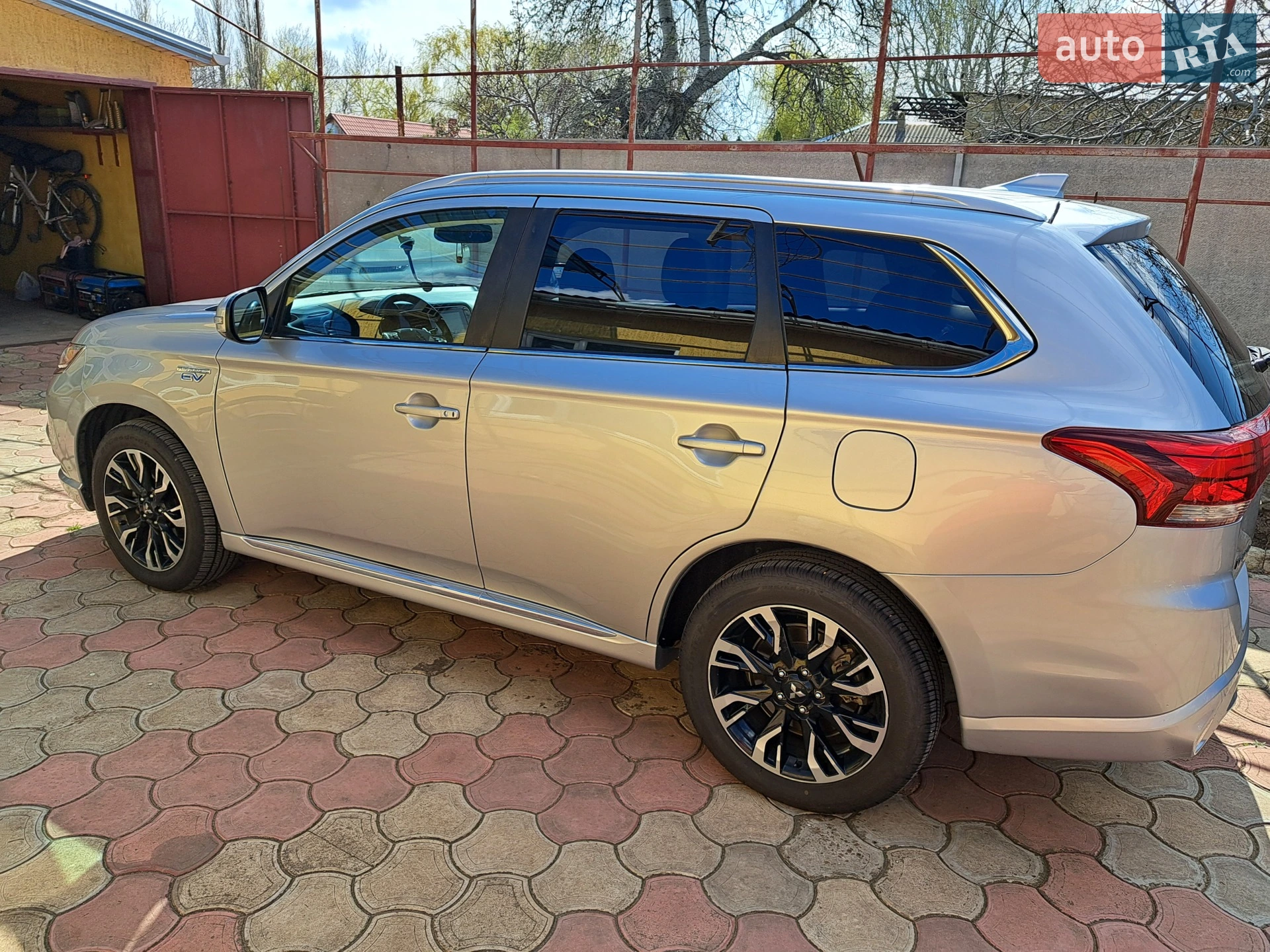 2017 Mitsubishi Outlander - мініатюра 4