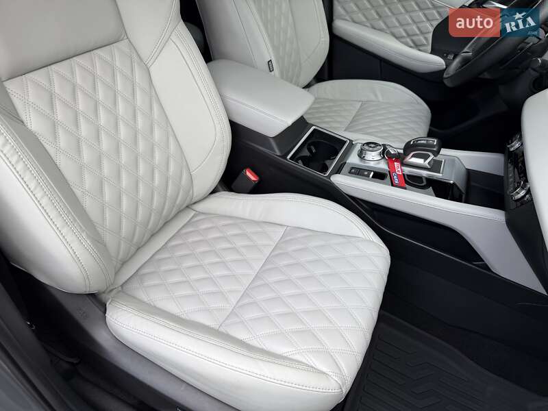 Внедорожник / Кроссовер Mitsubishi Outlander 2022 в Киеве