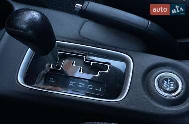 Внедорожник / Кроссовер Mitsubishi Outlander 2014 в 