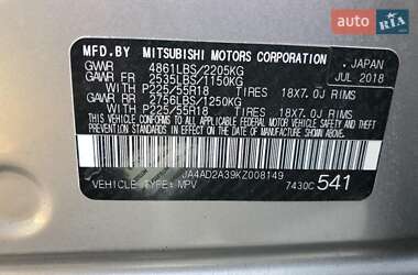 Внедорожник / Кроссовер Mitsubishi Outlander 2019 в 