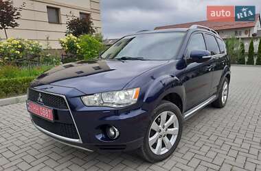 Внедорожник / Кроссовер Mitsubishi Outlander 2009 в Золочеве