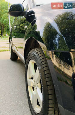 Внедорожник / Кроссовер Mitsubishi Outlander 2007 в 