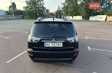 Внедорожник / Кроссовер Mitsubishi Outlander 2010 в 