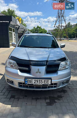 Внедорожник / Кроссовер Mitsubishi Outlander 2008 в 