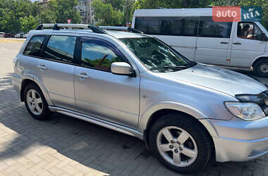 Внедорожник / Кроссовер Mitsubishi Outlander 2008 в 