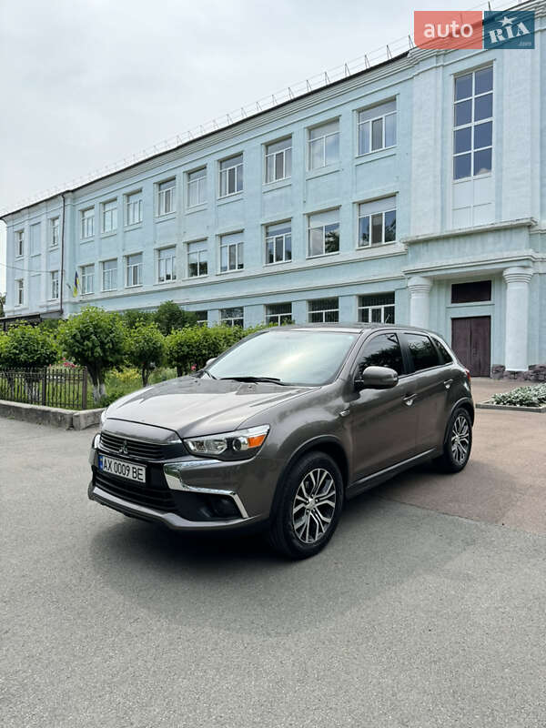 Mitsubishi Outlander 2016