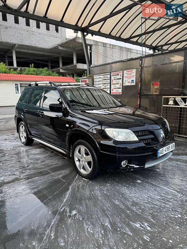 Mitsubishi Outlander 2008