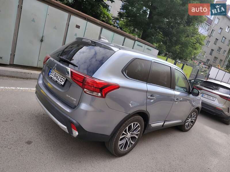 Внедорожник / Кроссовер Mitsubishi Outlander 2017 в Тернополе фото 15 Внедорожник / Кроссовер Mitsubishi Outlander 2017 в Тернополе