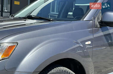 Внедорожник / Кроссовер Mitsubishi Outlander 2008 в 