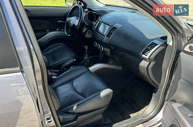 Внедорожник / Кроссовер Mitsubishi Outlander 2008 в 
