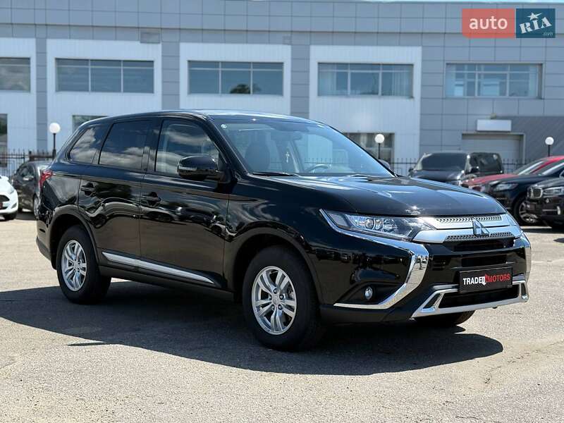 Mitsubishi Outlander 2020