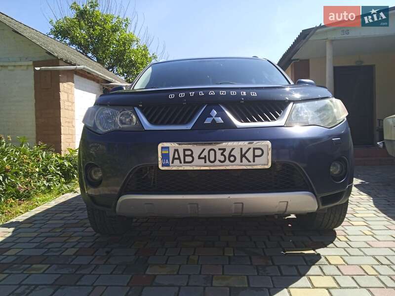 Позашляховик / Кросовер Mitsubishi Outlander 2009 в Літині