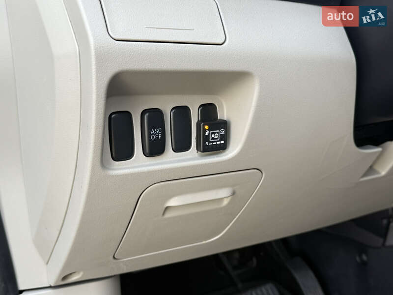 Позашляховик / Кросовер Mitsubishi Outlander 2008 в Одесі