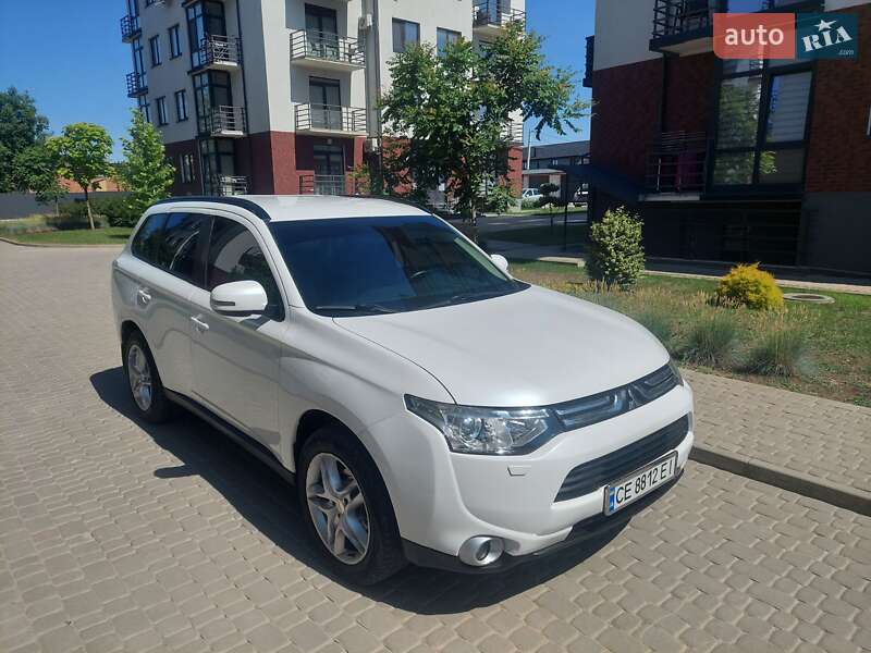 Mitsubishi Outlander 2013
