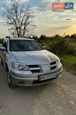 Внедорожник / Кроссовер Mitsubishi Outlander 2008 в Николаеве
