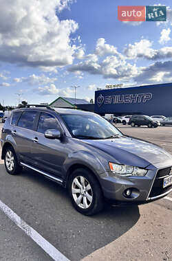 Позашляховик / Кросовер Mitsubishi Outlander 2011 в Києві
