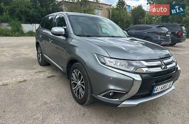 Позашляховик / Кросовер Mitsubishi Outlander 2018 в Києві