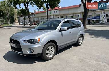 Внедорожник / Кроссовер Mitsubishi Outlander 2012 в Тернополе