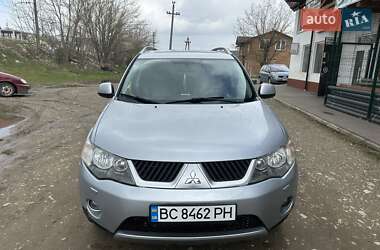 Внедорожник / Кроссовер Mitsubishi Outlander 2006 в 