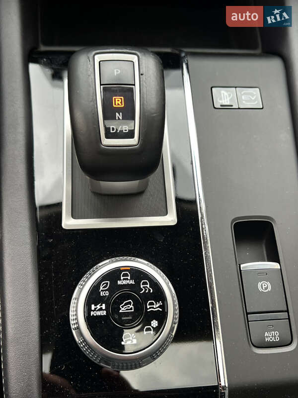 Внедорожник / Кроссовер Mitsubishi Outlander 2023 в Одессе фото 45 Внедорожник / Кроссовер Mitsubishi Outlander 2023 в Одессе