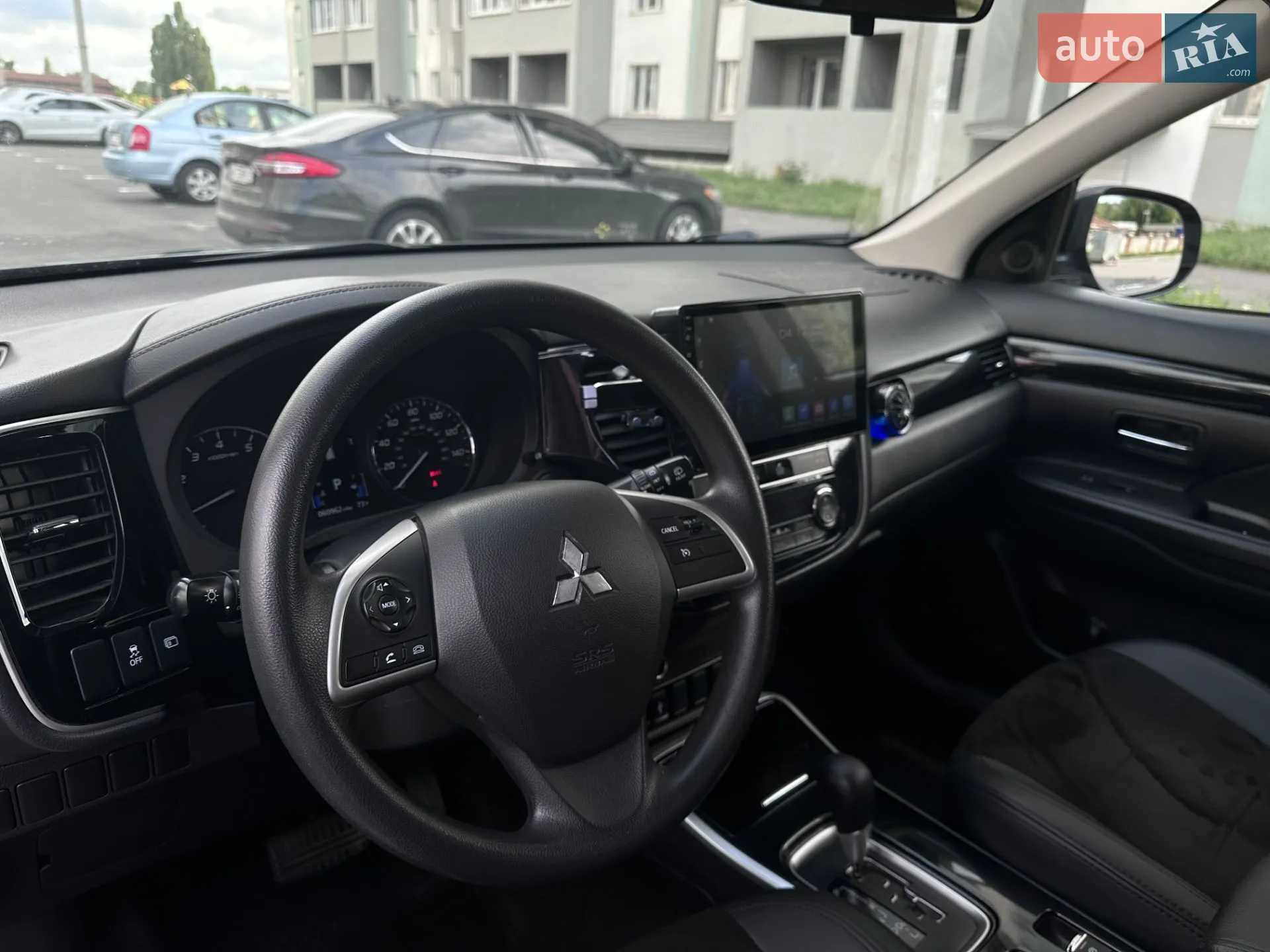 2018 Mitsubishi Outlander - мініатюра 15