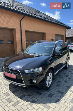 Позашляховик / Кросовер Mitsubishi Outlander 2010 в 
