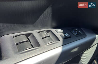 Позашляховик / Кросовер Mitsubishi Outlander 2010 в 