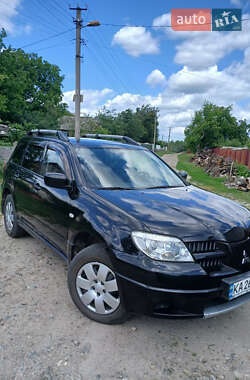 Mitsubishi Outlander 2008