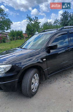 Внедорожник / Кроссовер Mitsubishi Outlander 2008 в 