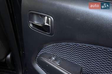 Внедорожник / Кроссовер Mitsubishi Outlander 2008 в 