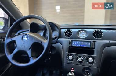 Внедорожник / Кроссовер Mitsubishi Outlander 2008 в 
