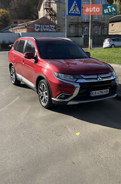 Mitsubishi Outlander 2016