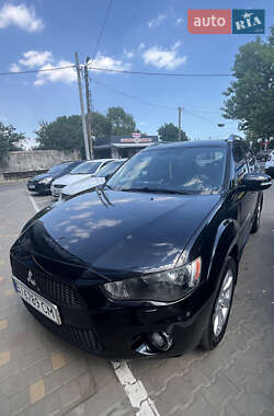 Внедорожник / Кроссовер Mitsubishi Outlander 2010 в Дружковке