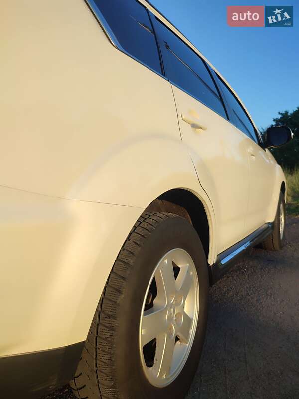 Внедорожник / Кроссовер Mitsubishi Outlander 2012 в Нежине