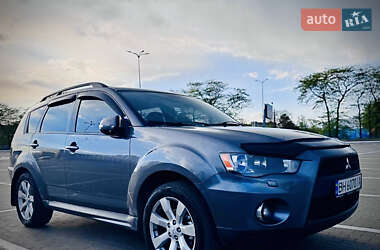 Внедорожник / Кроссовер Mitsubishi Outlander 2011 в Одессе
