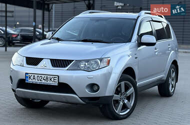 Внедорожник / Кроссовер Mitsubishi Outlander 2007 в Киеве