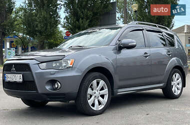 Внедорожник / Кроссовер Mitsubishi Outlander 2011 в Одессе