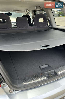 Внедорожник / Кроссовер Mitsubishi Outlander 2004 в 