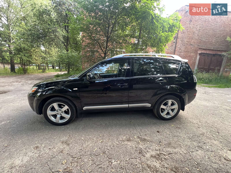 Внедорожник / Кроссовер Mitsubishi Outlander 2008 в Чернигове фото 7 Внедорожник / Кроссовер Mitsubishi Outlander 2008 в Чернигове