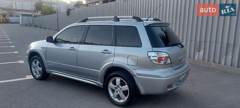 Внедорожник / Кроссовер Mitsubishi Outlander 2008 в Харькове