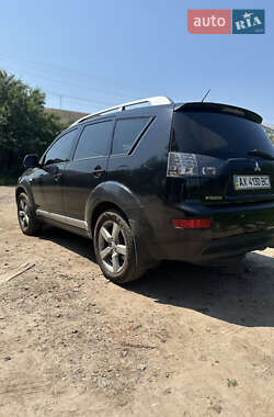 Внедорожник / Кроссовер Mitsubishi Outlander 2007 в 