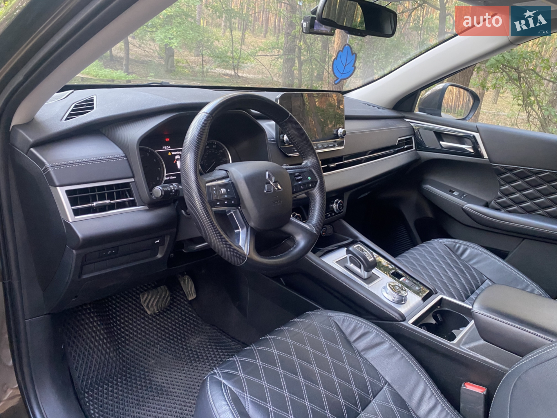 2022 Mitsubishi Outlander - мініатюра 14