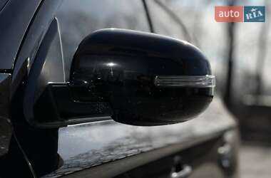 Внедорожник / Кроссовер Mitsubishi Outlander 2012 в 