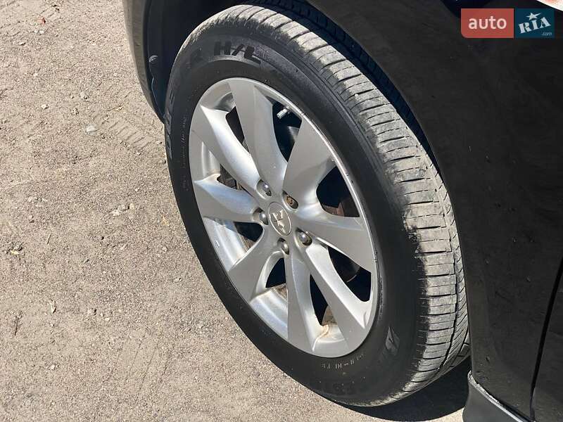 Внедорожник / Кроссовер Mitsubishi Outlander 2013 в Днепре