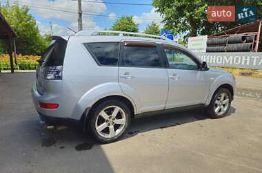 Внедорожник / Кроссовер Mitsubishi Outlander 2008 в 