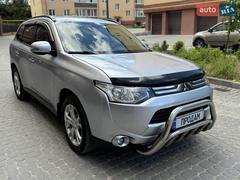Внедорожник / Кроссовер Mitsubishi Outlander 2013 в Виннице