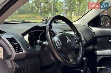 Внедорожник / Кроссовер Mitsubishi Outlander 2008 в 