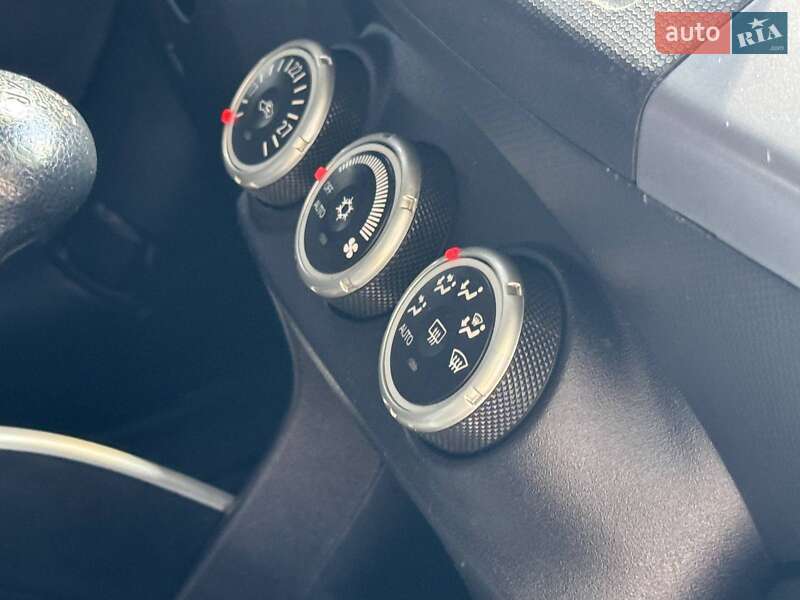 Внедорожник / Кроссовер Mitsubishi Outlander 2008 в Ахтырке