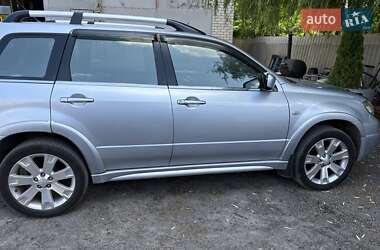 Внедорожник / Кроссовер Mitsubishi Outlander 2009 в 
